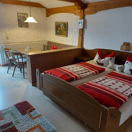 Haus Noess פפרונטן